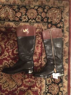 Size 10 m leather Michael kors boots