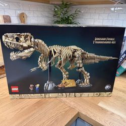 LEGO Dinosaur Fossils: Tyrannosaurus rex Set #76968-1 NEW SEALED