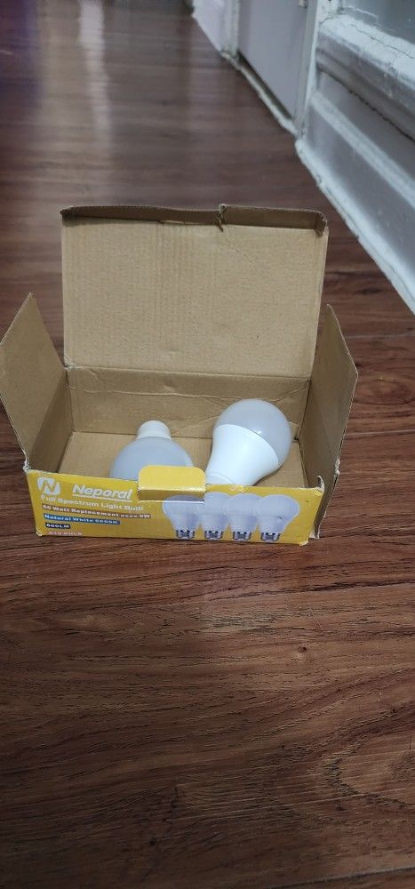 Neporal Full spectrum Light Bulbs