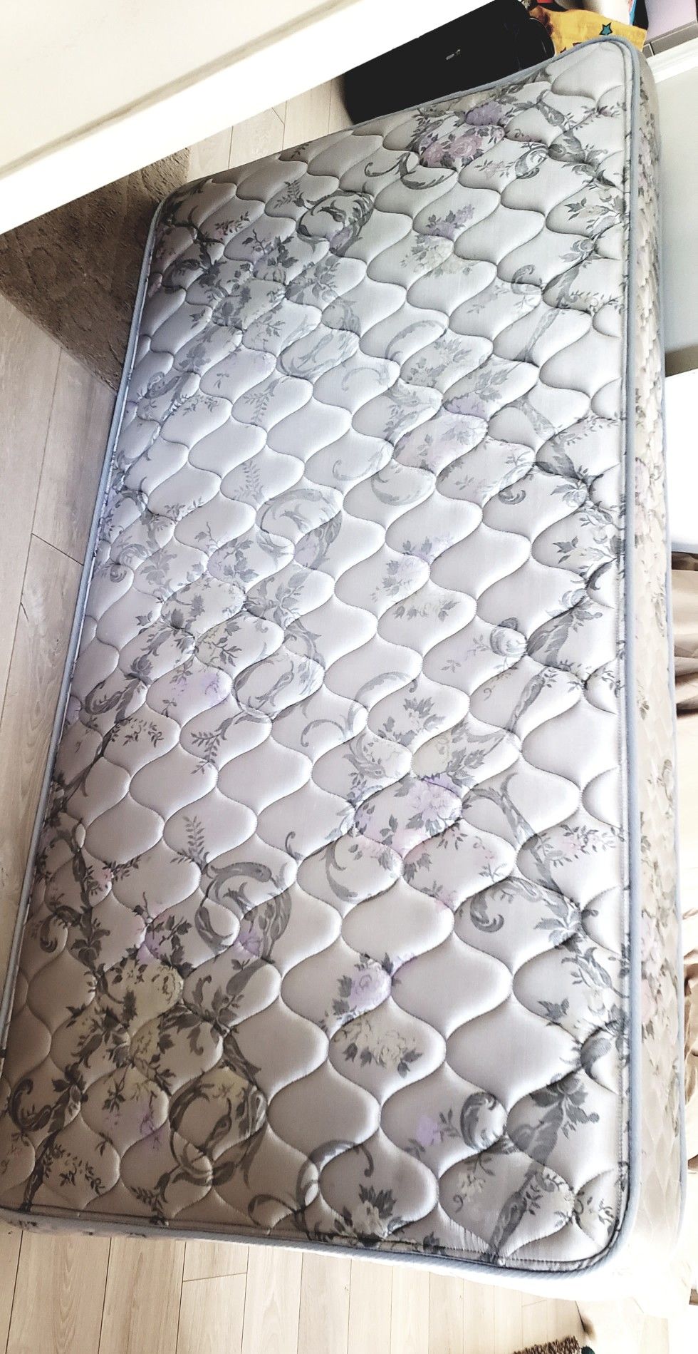 Twin bed Mattress barely used