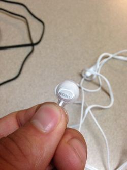 Basically brand new skull candy and Sony headphones