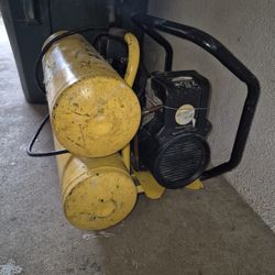 DeWalt Air Compressor 3HP 130 PSI  7.6 SCFM
