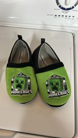 Kids Minecraft slippers
