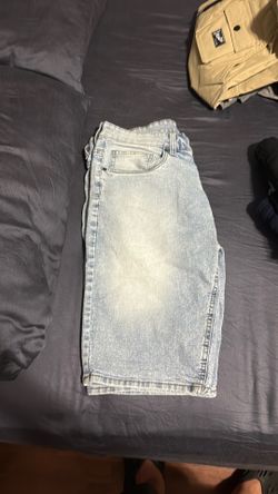 Size 34 washed jean shorts