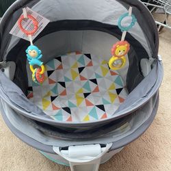 Fisher Price Portable Bassinet Dome