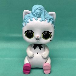 LOL Surprise Live Pet Interactive Royal Kitty toy cat kitten blue hair works