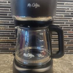 MR. COFFEE SWITCH 12 CUP COFFEE MAKER BLACK ALMOST NEW BVMC-SV12BL31-RF