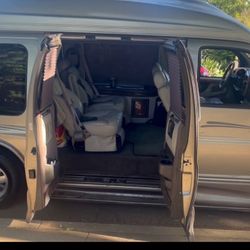 2002 Chevrolet Express