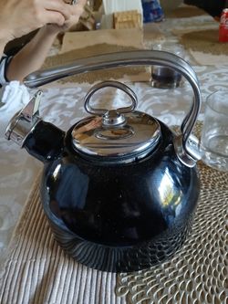 Tea Kettle 