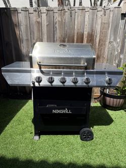 NEXGRILL 5 Burner Propane Gas Grill