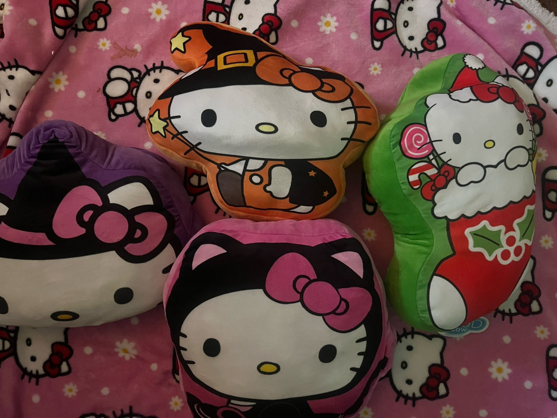 Hello Kitty Cloud Pillows 