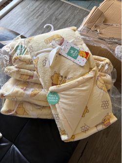 WINNIE THE POOH BABY BLANKET