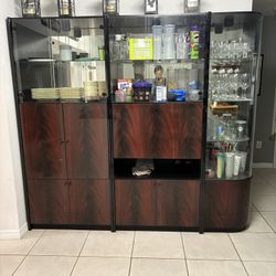 Cabinets 