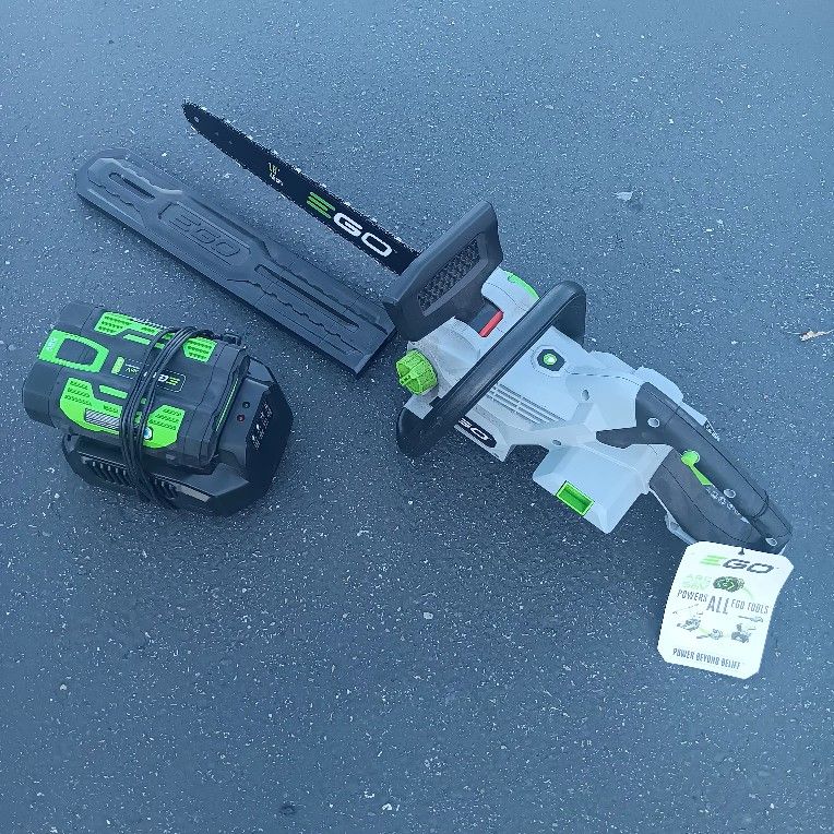Ego CS1800 18in 56volt Chainsaw 2.5bat & Charg. Almost New. For Pick Up Fremont Sea. No Low Ball Offers Please. No Trades. Yes I Have It Please Don't