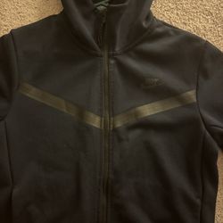 nike tech “navy blue”