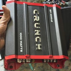 Crunch Bass Amplifier. 