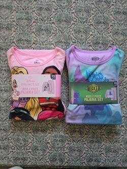 Girl PJs (XS 4/5)
