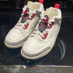 Air Jordan’s 3 Retro 9.5