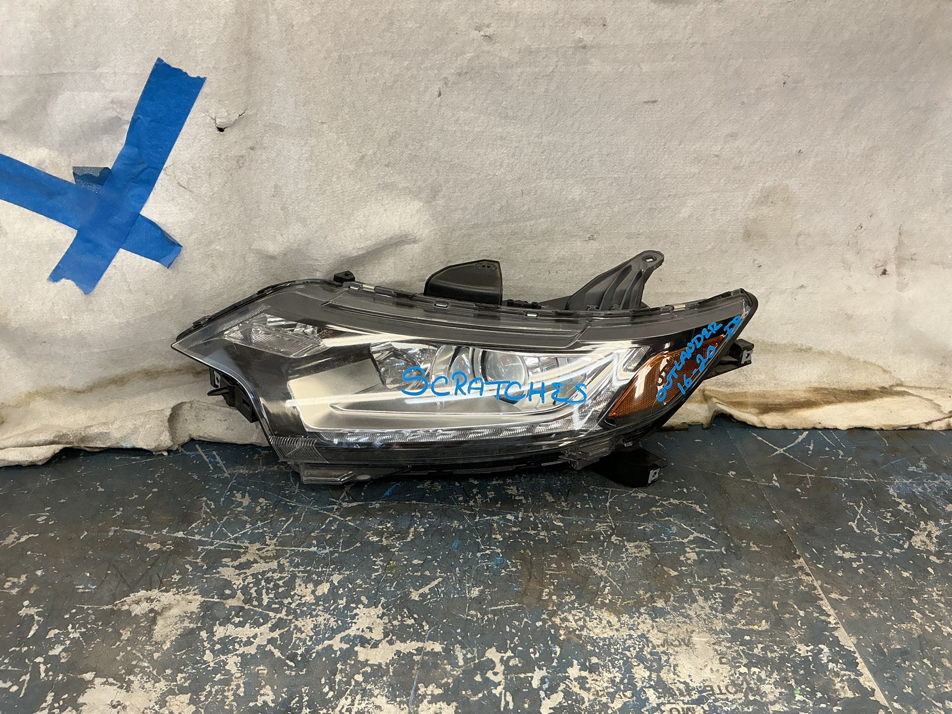 Headlight Outlander 2018 2019 2020 2021 OEM