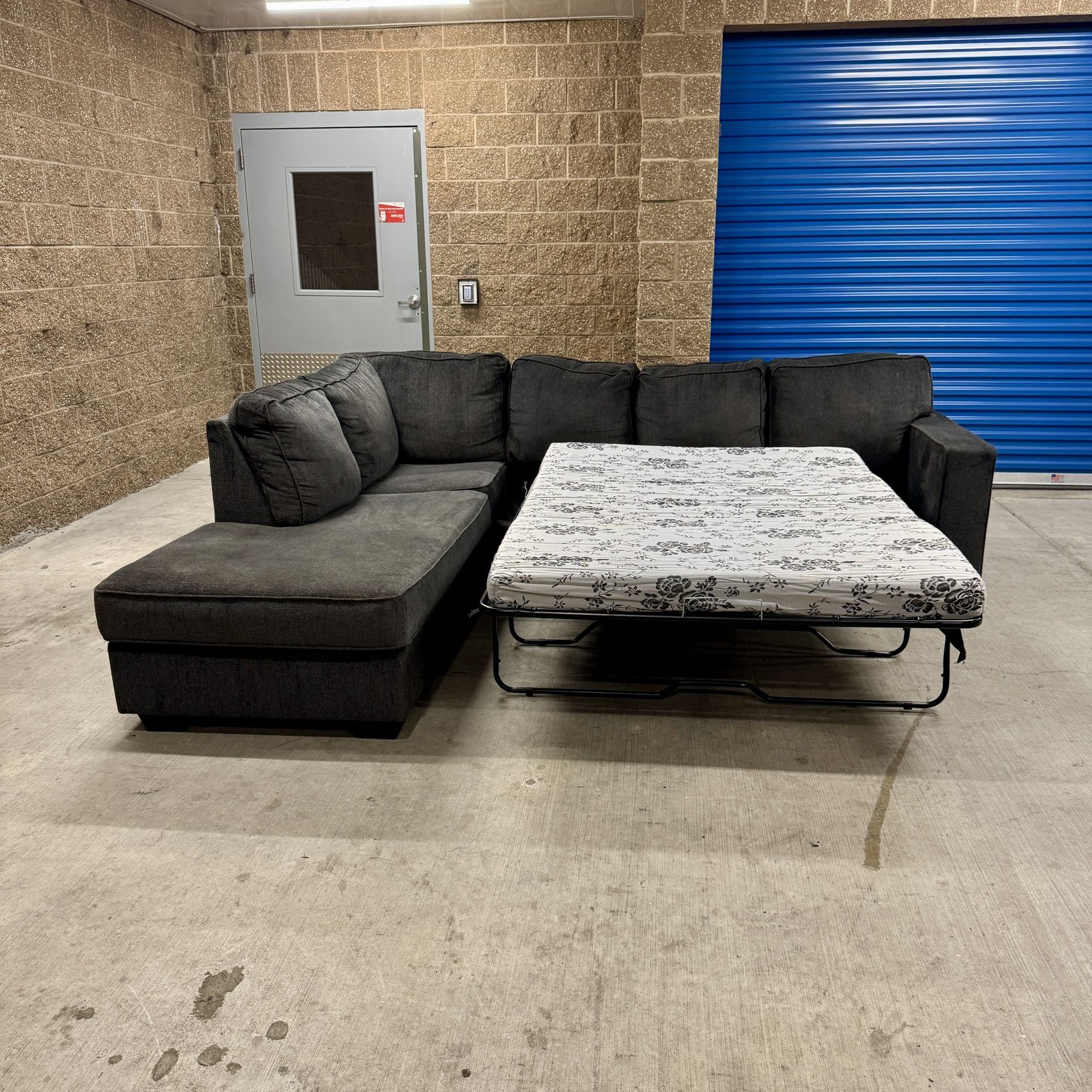 Charcoal Gray Sleeper L Sectional Couch Sofa from Ashley (DELIVERY AVAILABLE! 🚛💨)