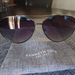 Kenneth Cole Sunglasses 😎