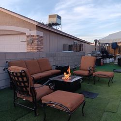 Beautiful Patio Furniture Very Good Condition 