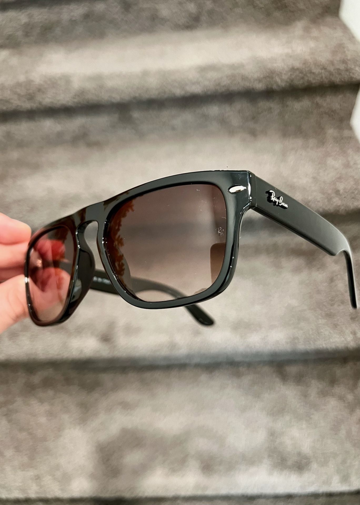 NEW original Ray Ban 4401