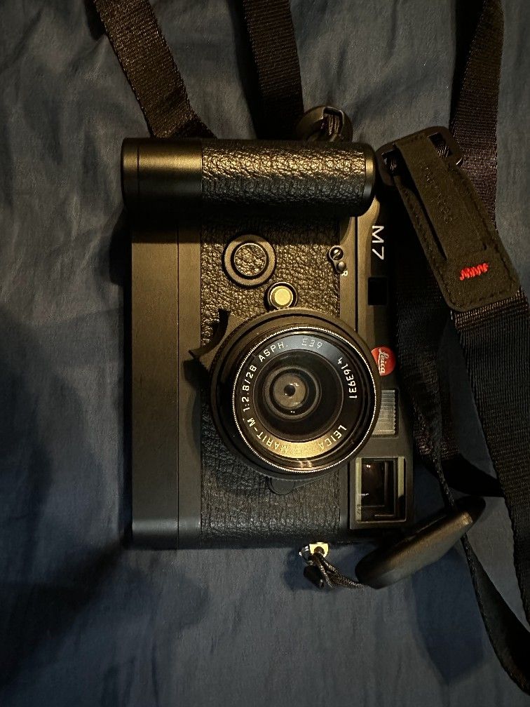 Leica M7 Black Chrome 0.72x – Full Kit with Motor Winder & 28mm Elmarit-M ASPH Lens