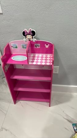 Minnie Mouse Shelf