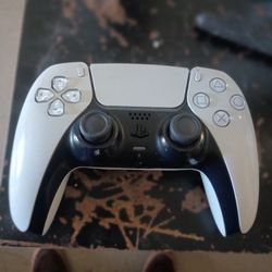 Mint Condition PlayStation 5 Controller 