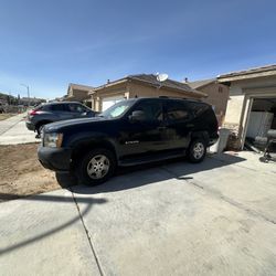 2007 Chevy Tahoe 4x4 Needs Engine