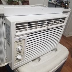 5000 BTU AIRCONDITIONER 