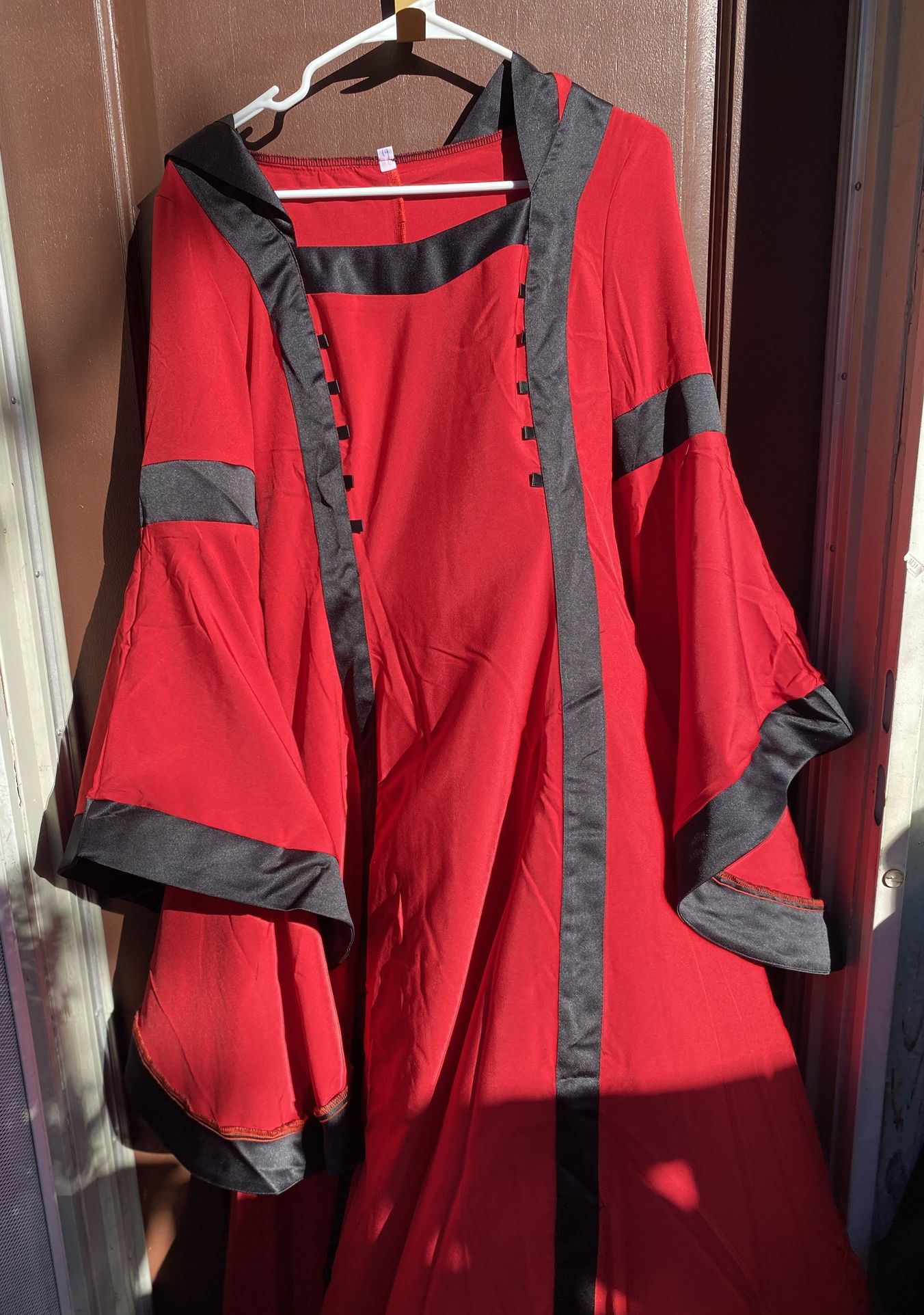 Halloween Amidala Red Thorn Robe With Long Hood Costume