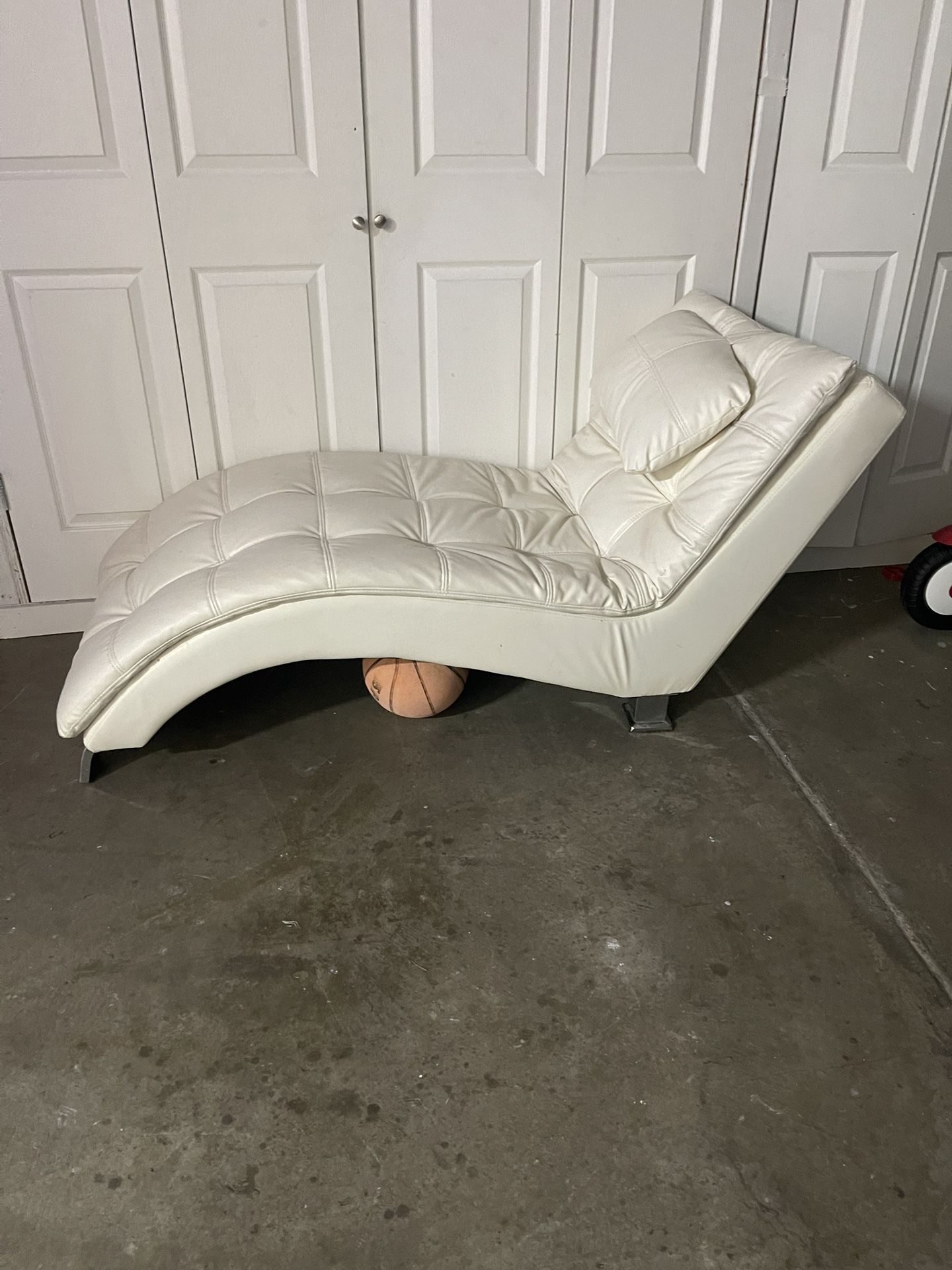 Relaxing Sofa