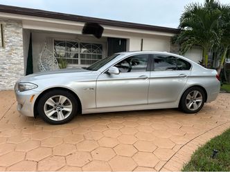 2011 BMW 528i