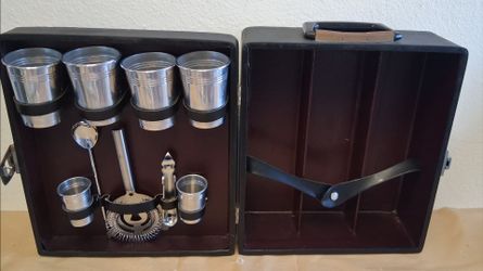 Portable Travel Bar Set in Carrying Case
