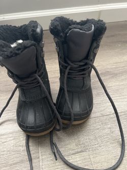 Kids Winter Clothing & Boots Bundle – Jackets & Snow Boots