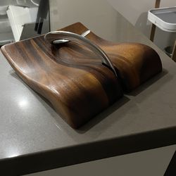 NAMBE Napkin Holder (Acacia Wood and Stainless Steel)