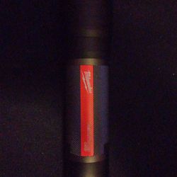 Milwaukee Rechargeable Flashlight 