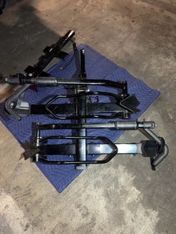 Yakima Holdup Evo bike rack tow hitch 1.25”
