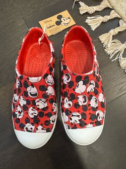 Kids Disney Native shoes