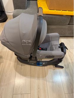 Nuna PIPA RX Infant Car Seat & Base originally purchased $650