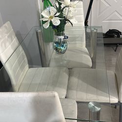 Dining table with chairs