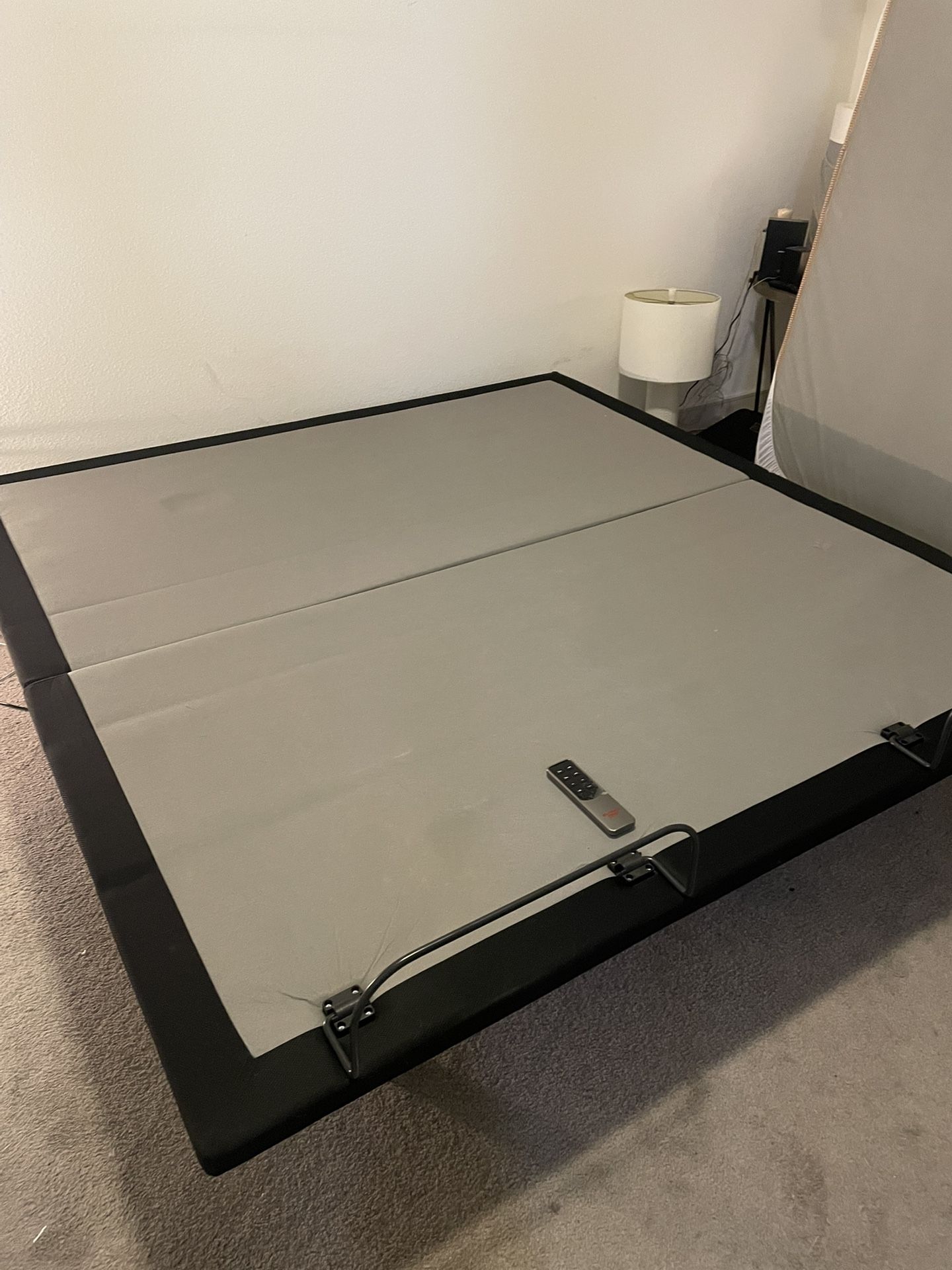 King Sized Adjustable Base