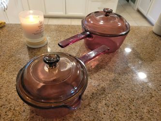 Vintage Pyrex Pots With Lids