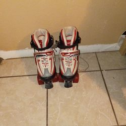 Roller skates 