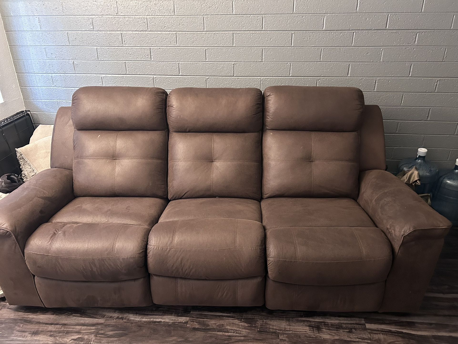 Jesolo Manual Reclining Sofa