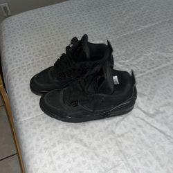 Jordan Retro 4 Black Cat  