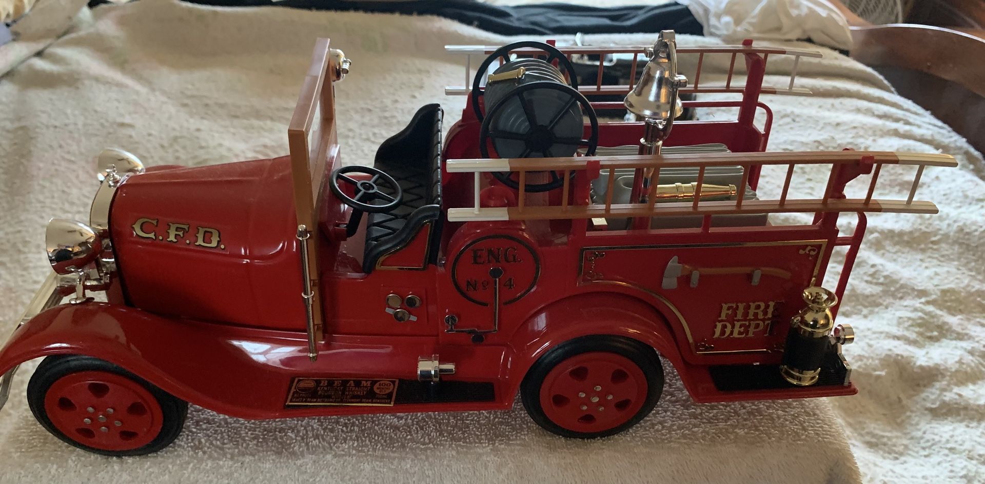 Vintage JIM BEAM'S 1930 MODEL A FORD FIRE ENGINE DECANTER 