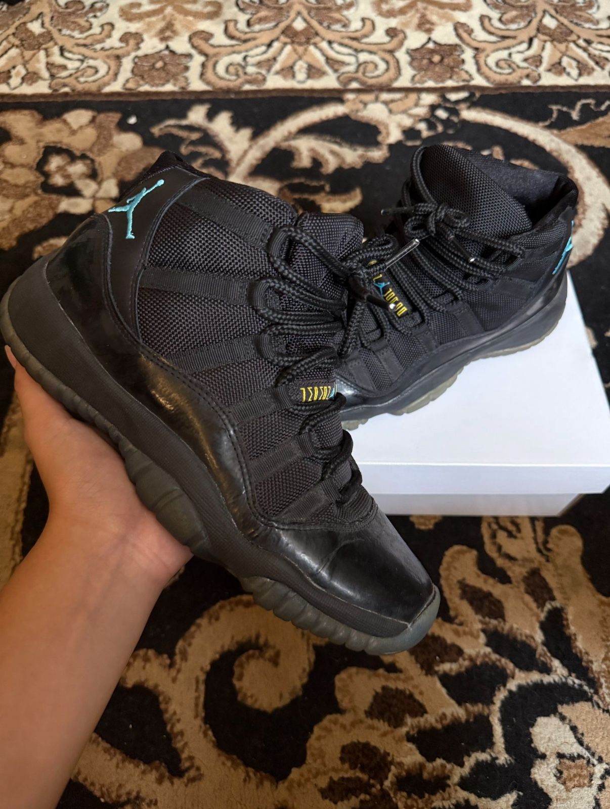 jordan 11 "gamma blue" 5.5y
